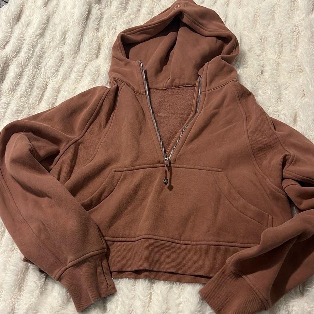 Lululemon scuba sweatshirt size XS/S